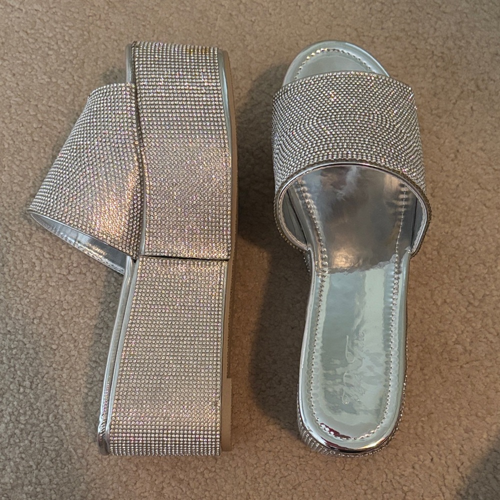 Rhinestone Embellished Flatform Sandals NWOB